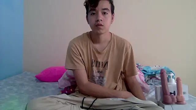 Snapshot of IronDante chatting on March 10, 12:32 pm IronDante online show from March 10, 12:32 pm