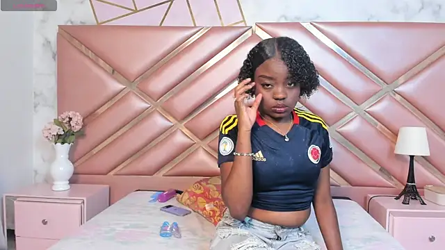 Snapshot of CharleneSmith chatting on March 26, 7:19 pm CharleneSmith online show from March 26, 7:19 pm