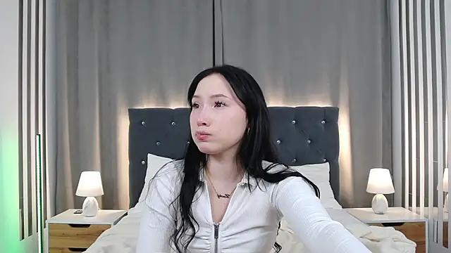 VikkyVonn online show from March 26, 12:11 pm