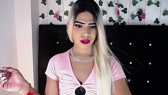 Snapshot of Kristal_Queen01 chatting on March 5, 6:53 am Kristal Queen01 online show from March 5, 6:53 am