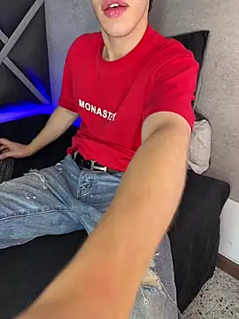 Lucian-greyy online show from February 22, 6:02 am