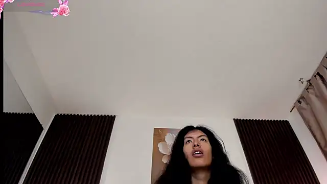  MiLa Dyva online show from May 9, 4:23 pm