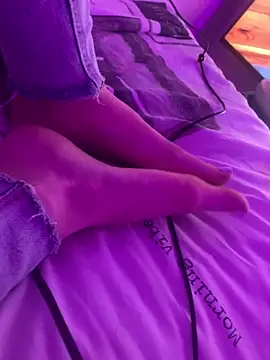 UncasingScrap online show from February 13, 11:45 pm