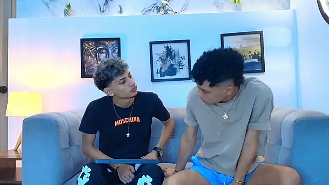 Snapshot of YOUNG_BOYS_HELL chatting on April 7, 1:17 am YOUNG BOYS HELL online show from April 7, 1:17 am