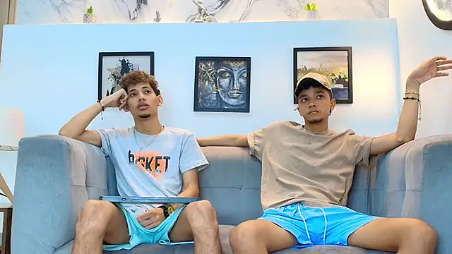 Snapshot of YOUNG_BOYS_HELL chatting on April 26, 1:25 am YOUNG BOYS HELL online show from April 26, 1:25 am