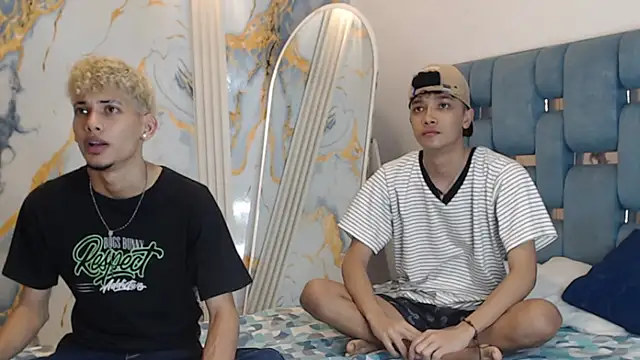 Snapshot of YOUNG_BOYS_HELL chatting on May 13, 1:25 am YOUNG BOYS HELL online show from May 13, 1:25 am