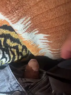 Snapshot of americat26 chatting on February 15, 7:16 am americat26 online show from February 15, 7:16 am