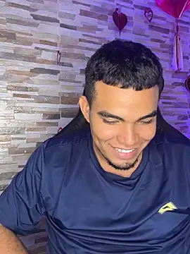 Snapshot of kinkyhousexxxx chatting on February 14, 4:53 am kinkyhousexxxx online show from February 14, 4:53 am