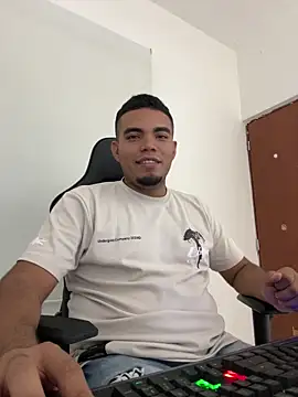 kinkyhousexxxx online show from February 21, 11:28 pm