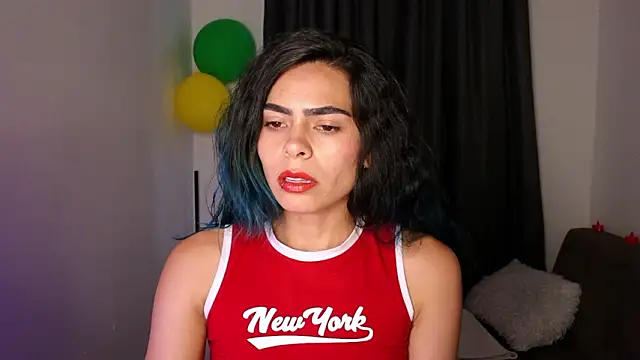 Snapshot of sexxylady11_ chatting on March 4, 11:11 pm sexxylady11 online show from March 4, 11:11 pm