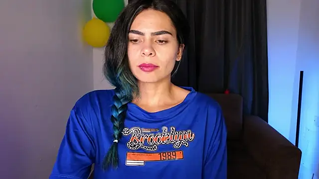 Snapshot of sexxylady11_ chatting on March 10, 11:54 pm sexxylady11 online show from March 10, 11:54 pm