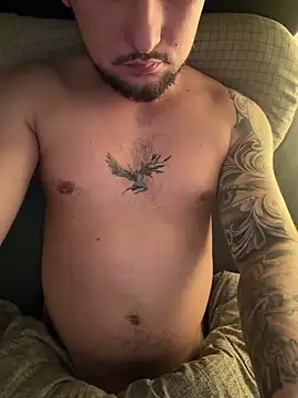 Snapshot of derallerechte001 chatting on March 5, 9:38 am derallerechte001 online show from March 5, 9:38 am