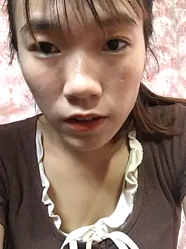 Snapshot of Sukem-mut chatting on February 21, 6:36 am Sukem-mut online show from February 21, 6:36 am