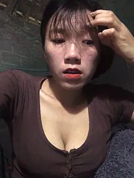 Snapshot of Sukem-mut chatting on March 7, 6:21 am Sukem-mut online show from March 7, 6:21 am