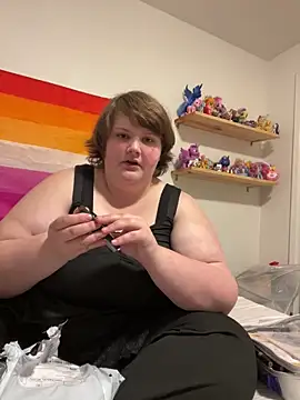 plushietoy online show from March 17, 9:18 pm