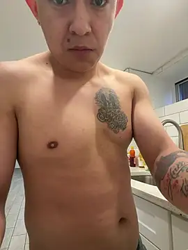 Snapshot of Jhon_jairo420zzzz chatting on April 8, 7:14 pm Jhon jairo420zzzz online show from April 8, 7:14 pm