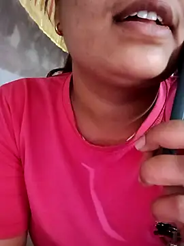 Snapshot of taniya0 chatting on March 18, 7:00 am taniya0 online show from March 18, 7:00 am