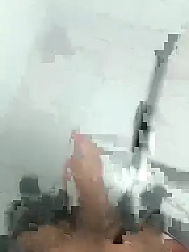 Snapshot of oNovinhoDoPirocao chatting on February 15, 7:21 pm oNovinhoDoPirocao online show from February 15, 7:21 pm