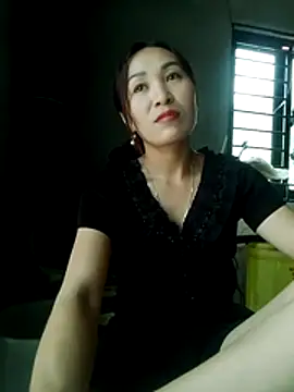 Thobaby112 online show from May 16, 12:51 am