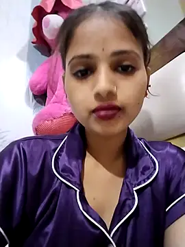 Snapshot of samayra1144 chatting on April 21, 2:45 pm samayra1144 online show from April 21, 2:45 pm