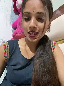 Snapshot of samayra1144 chatting on April 25, 7:11 pm samayra1144 online show from April 25, 7:11 pm