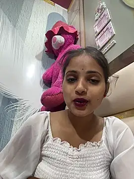 Snapshot of samayra1144 chatting on May 7, 9:31 pm samayra1144 online show from May 7, 9:31 pm