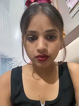 Snapshot of samayra1144 chatting on May 22, 4:34 pm samayra1144 online show from May 22, 4:34 pm