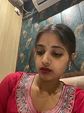 Snapshot of samayra1144 chatting on June 6, 11:48 am samayra1144 online show from June 6, 11:48 am