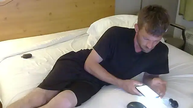 Snapshot of RoseColoredGlasses chatting on March 24, 10:09 am RoseColoredGlasses online show from March 24, 10:09 am