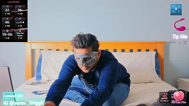 Snapshot of aarrav_hotty chatting on April 2, 8:28 pm aarrav hotty online show from April 2, 8:28 pm