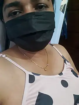 Snapshot of Tamil_Luckly_girl chatting on March 31, 8:48 am Tamil Luckly girl online show from March 31, 8:48 am