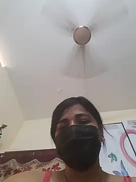 Snapshot of Tamil_Luckly_girl chatting on April 4, 9:29 am Tamil Luckly girl online show from April 4, 9:29 am