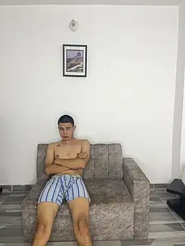 couplesixxx online show from April 4, 12:46 pm