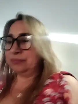 Snapshot of KamiSspencer chatting on March 3, 2:12 pm KamiSspencer online show from March 3, 2:12 pm