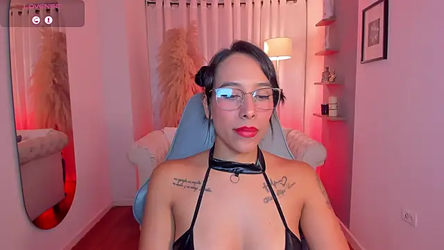 Snapshot of saori_katsumi_ chatting on March 24, 11:10 pm saori katsumi online show from March 24, 11:10 pm