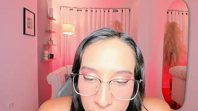 Snapshot of saori_katsumi_ chatting on April 6, 11:11 am saori katsumi online show from April 6, 11:11 am