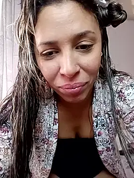 kiki milu online show from April 29, 2:54 pm
