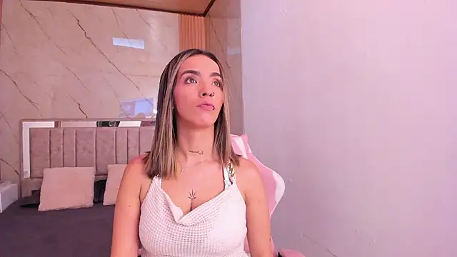 your whore Salome online show from March 26, 6:35 pm