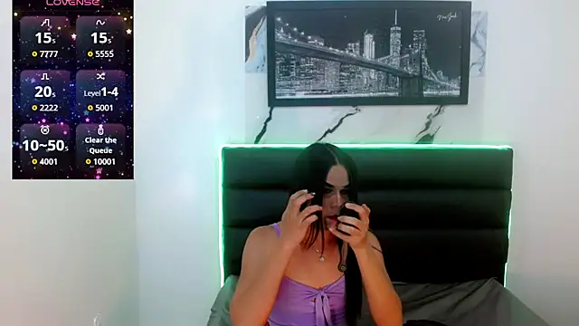 Karlaa Hernandez  online show from March 30, 7:37 pm