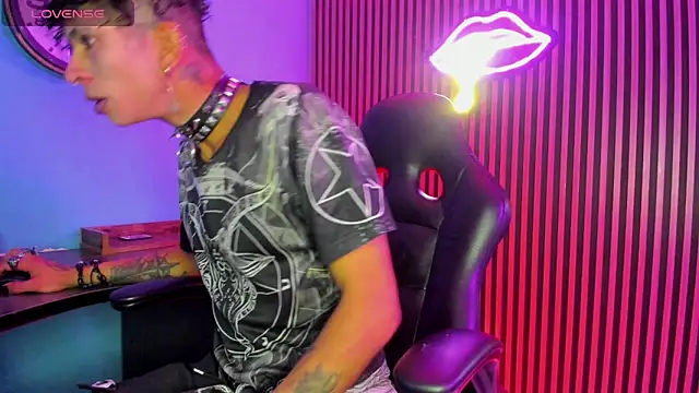 Maximoking26 online show from February 27, 12:27 pm