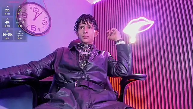 Maximoking26 online show from March 11, 1:33 am