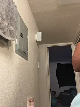 Snapshot of ShortcakeMochaa chatting on March 22, 2:15 am ShortcakeMochaa online show from March 22, 2:15 am