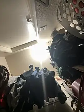 Snapshot of ShortcakeMochaa chatting on April 6, 1:25 am ShortcakeMochaa online show from April 6, 1:25 am