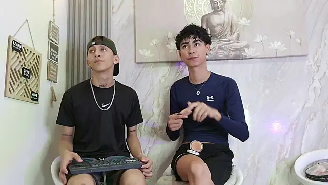 BOYS PLAY online show from May 6, 2:29 am