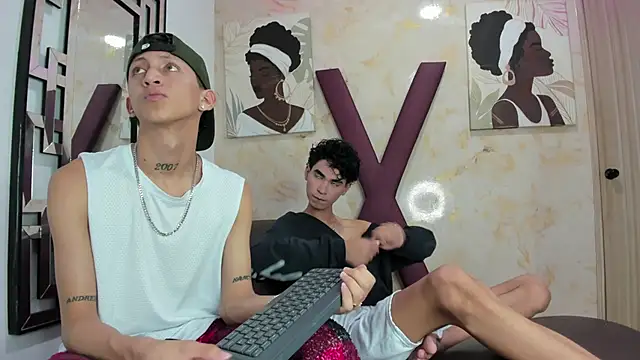 BOYS PLAY online show from May 7, 1:22 am