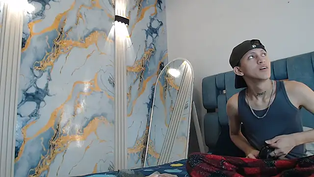 BOYS PLAY online show from May 10, 1:11 am