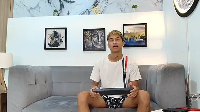 GOLD BOYS online show from May 30, 7:27 am