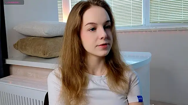 Snapshot of icesteam chatting on March 3, 5:13 am icesteam online show from March 3, 5:13 am