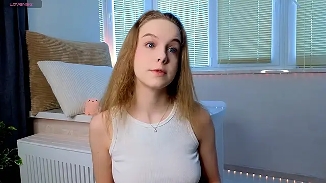 Snapshot of icesteam chatting on March 6, 5:26 am icesteam online show from March 6, 5:26 am