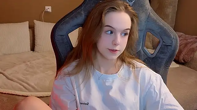 Snapshot of icesteam chatting on March 19, 9:02 am icesteam online show from March 19, 9:02 am